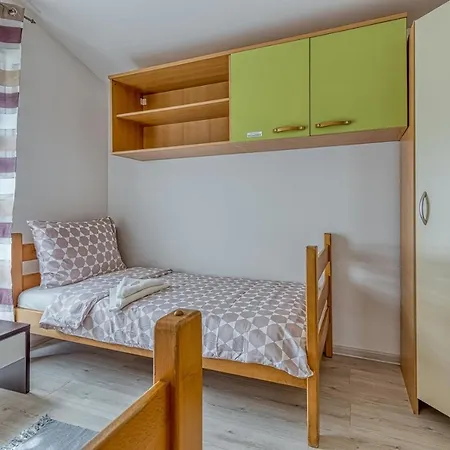 Guest house Mara *
